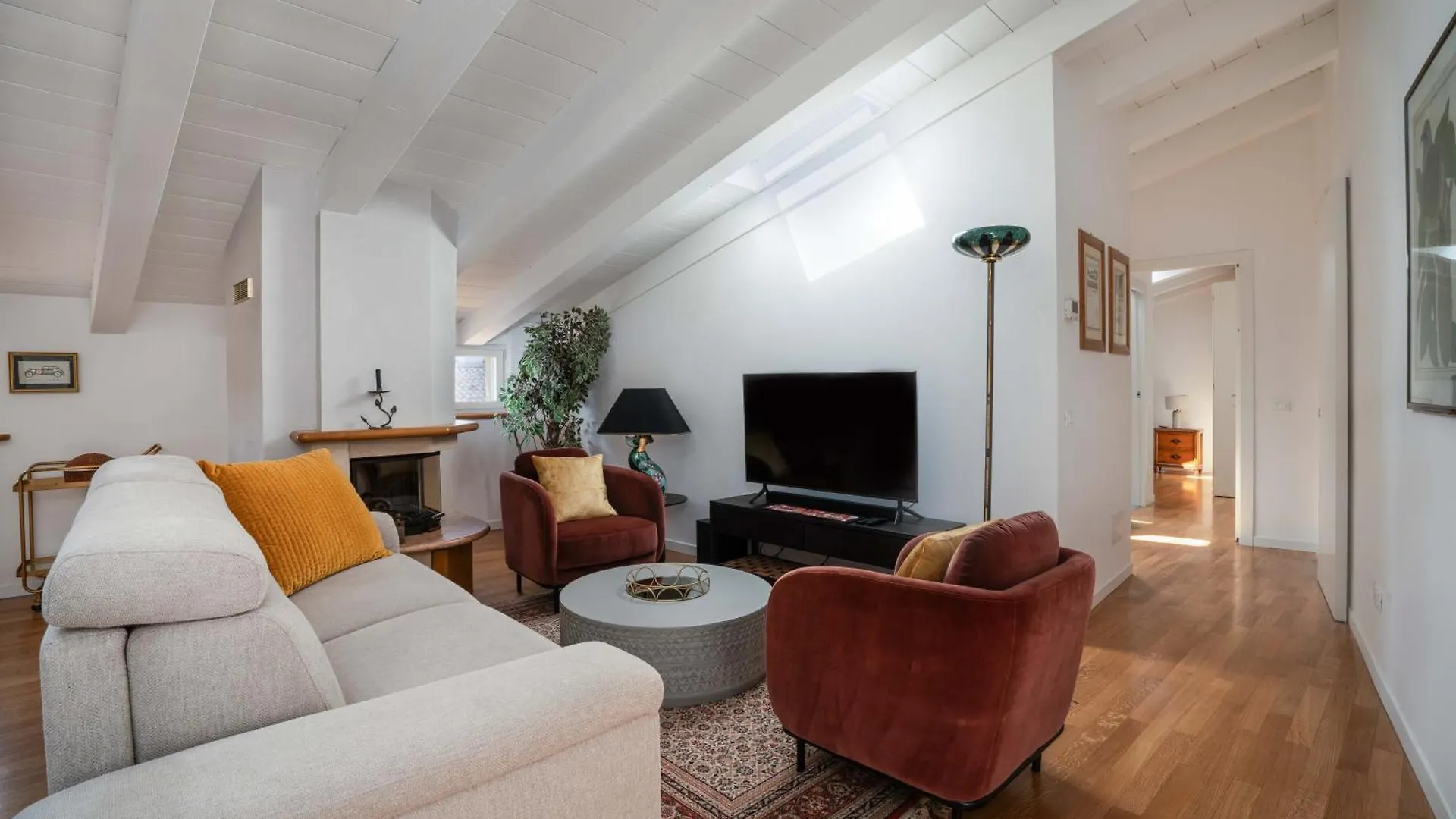 Penthouse ❤ Verona ✔ Arena@5Min ✔ Self Check-In Appartement